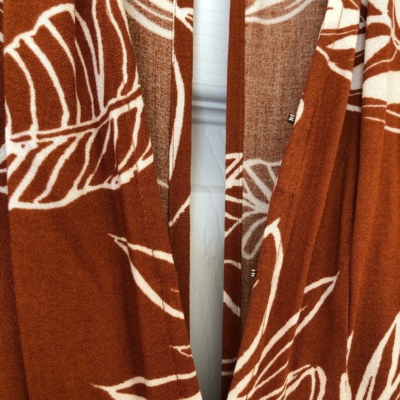 Leaf Print Culotte Jumpsuit - Picture 3 of 7